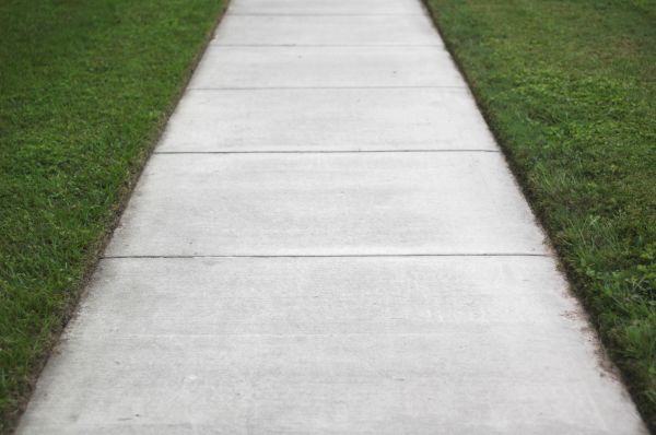 Cost of Concrete Walkway Replacement in Palm City