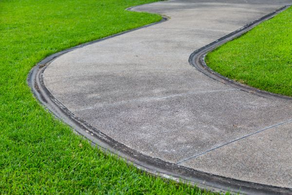 Cost of Concrete Sidewalk Construction in Palm City