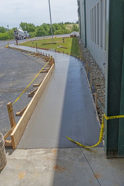Cost of Concrete Sidewalk Paving in Palm City