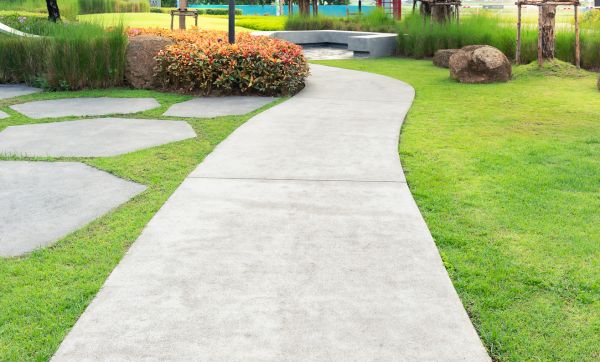Cost of Concrete Sidewalk Installation in Palm City
